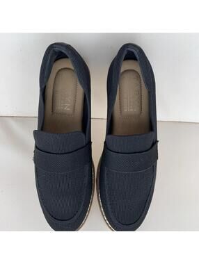 Taryn Rose Sz 8 Womens Loafers Flats Excellent